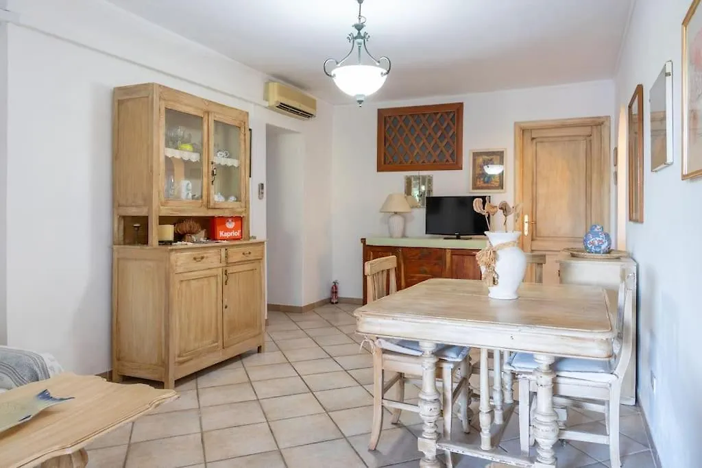 Holiday home Villa Costa Smeralda Golfo Di Marinella Ac E Wifi Golfo Aranci Italy