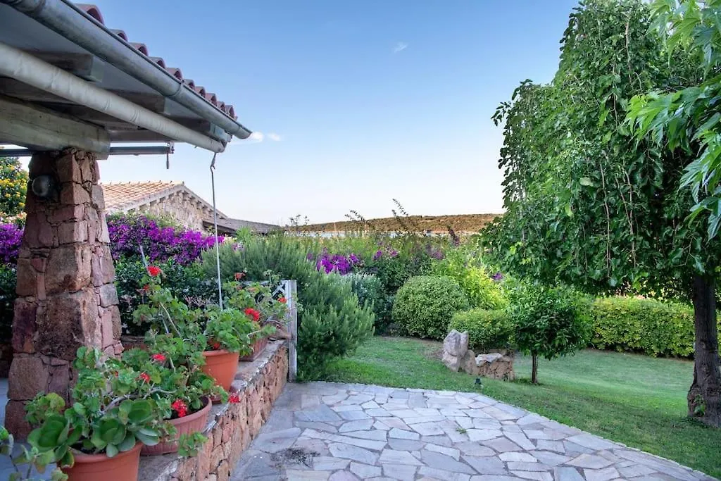 Holiday home Villa Costa Smeralda Golfo Di Marinella Ac E Wifi Golfo Aranci