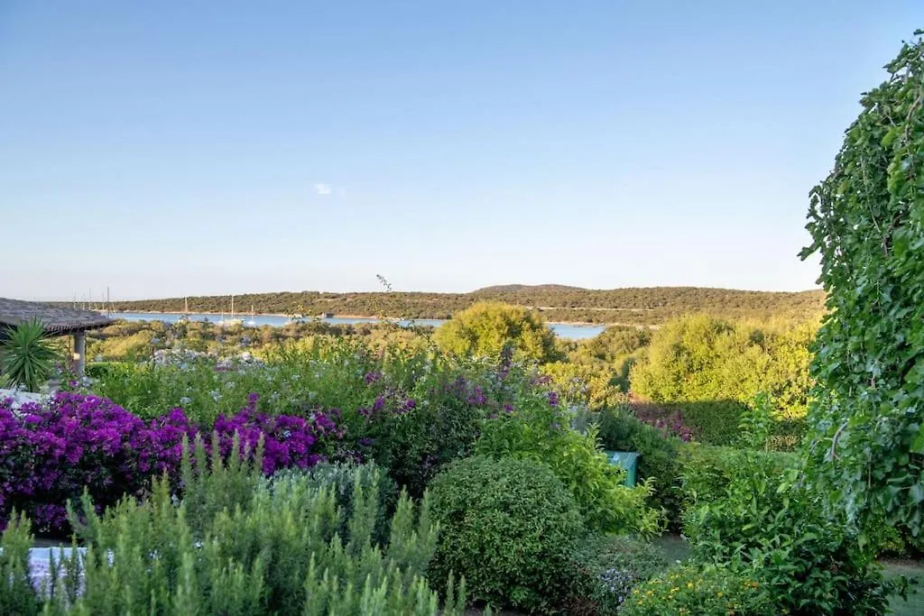 Villa Costa Smeralda Golfo Di Marinella Ac E Wifi غولفو أرانتْشي