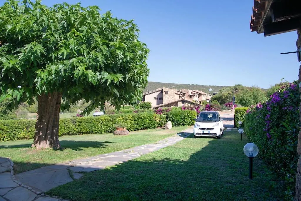 Villa Costa Smeralda Golfo Di Marinella Ac E Wifi غولفو أرانتْشي 0*,  إيطاليا