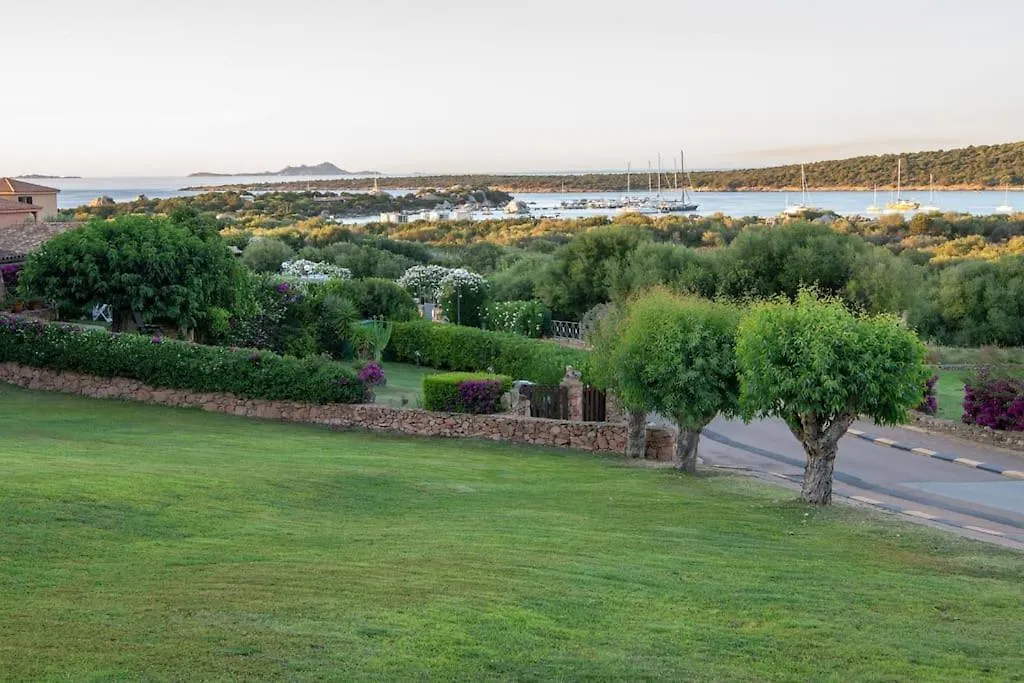Holiday home Villa Costa Smeralda Golfo Di Marinella Ac E Wifi Golfo Aranci